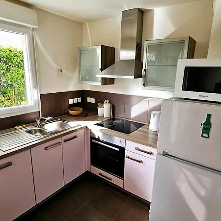 Le Loranthy Apartment *