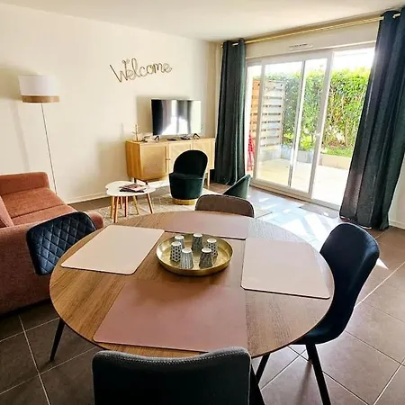 Apartment Le Loranthy *